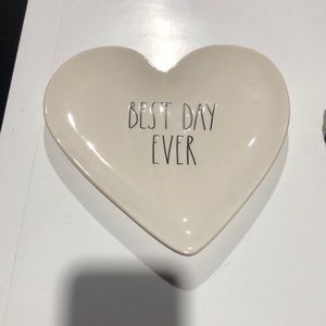 Rae Dunn heart shape plate Best Day Ever